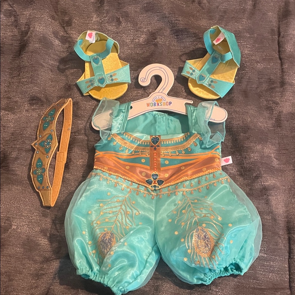 Build A Bear Jasmine outfit with shoes and headband